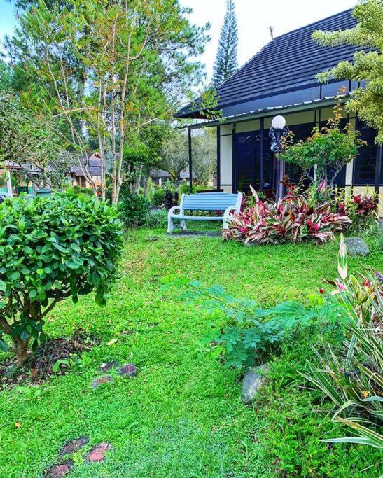Designer Villa Osaka Puncak Εξωτερικό φωτογραφία