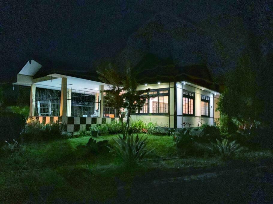 Designer Villa Osaka Puncak Εξωτερικό φωτογραφία