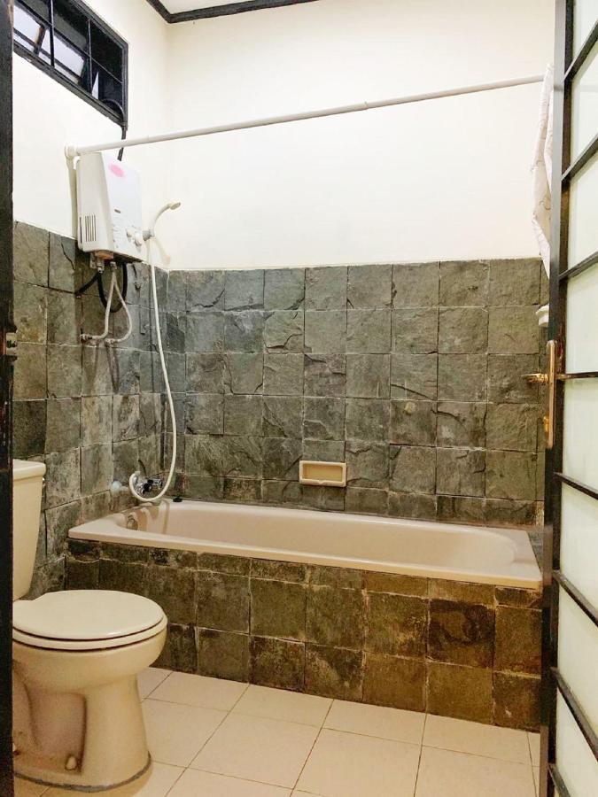 Designer Villa Osaka Puncak Εξωτερικό φωτογραφία