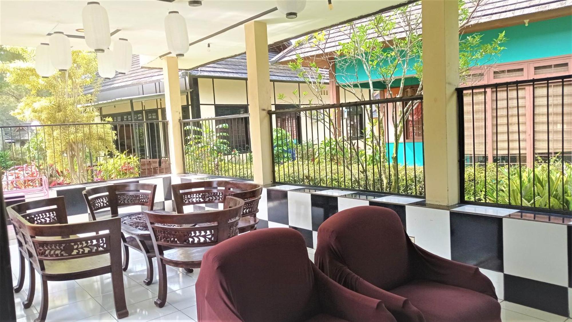 Designer Villa Osaka Puncak Εξωτερικό φωτογραφία